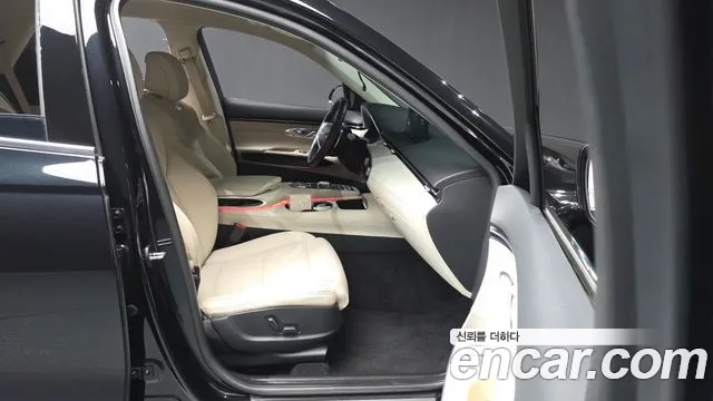 Genesis GV70 2024 — фото 11