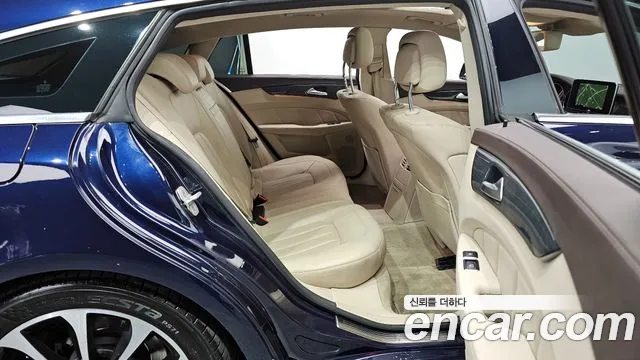 Mercedes-Benz CLS-Class 2015 — фото 12