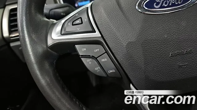 Ford Fusion 2013 — фото 14