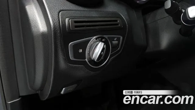 Mercedes-Benz C-Class 2016 — фото 17