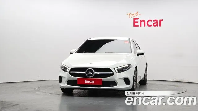 Mercedes-Benz A-Class 2021 — фото 3