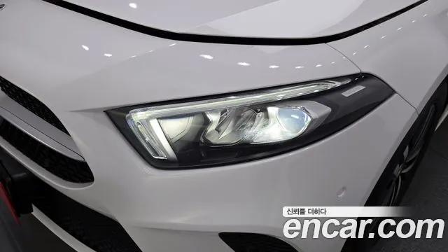 Mercedes-Benz A-Class 2021 — фото 18