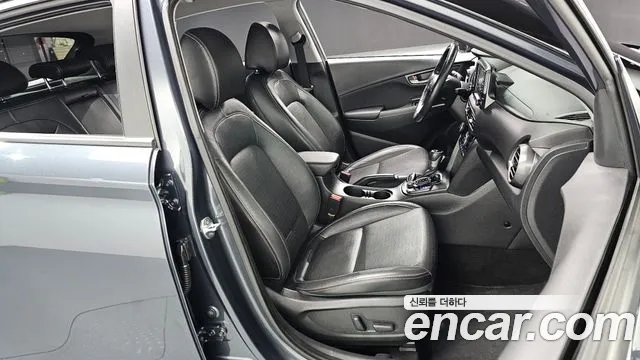 Hyundai Kona 2018 — фото 10