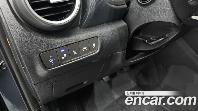Hyundai Kona 2018 — фото 13