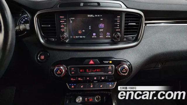 Kia Sorento 2018 — фото 14
