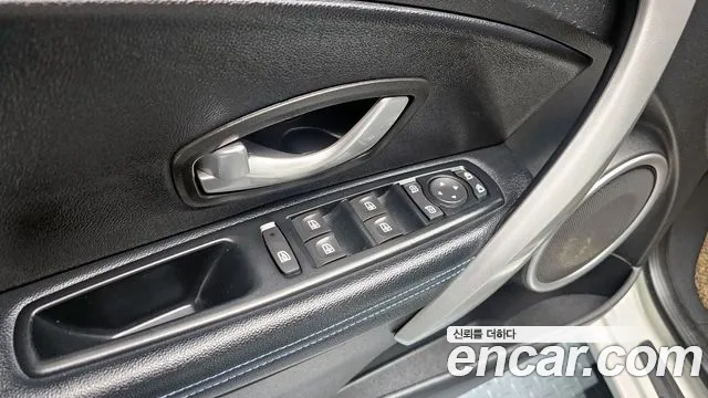 Renault-KoreaSamsung SM3 2012 — фото 17