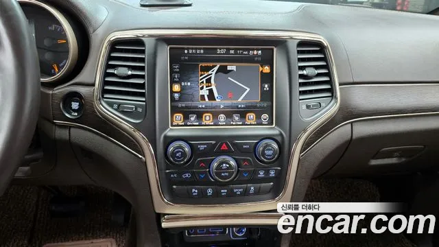 Jeep Cherokee 2016 — фото 15