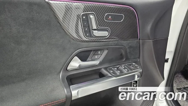 Mercedes-Benz GLB-Class 2020 — фото 18