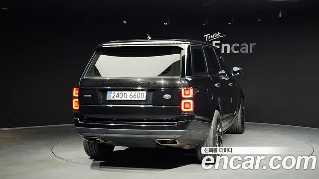 Land Rover Range Rover 2018 — фото 4