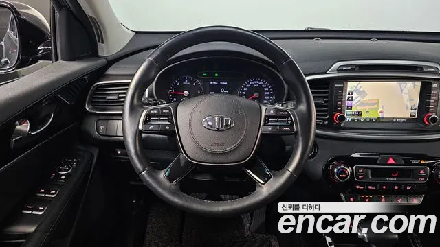 Kia Sorento 2018 — фото 15