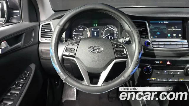 Hyundai Tucson 2017 — фото 13