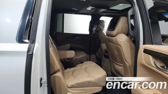 Cadillac Escalade 2019 — фото 11