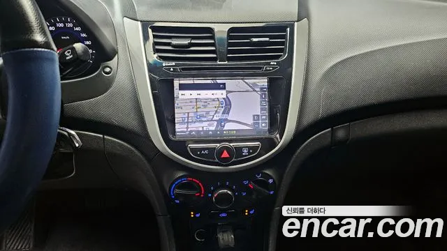 Hyundai Accent 2014 — фото 15