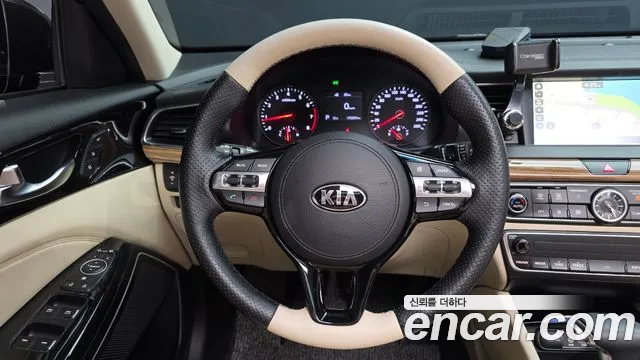 Kia K7 2016 — фото 13