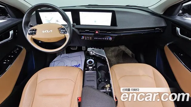 Kia EV6 2023 — фото 7