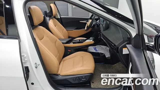 Kia EV6 2023 — фото 12