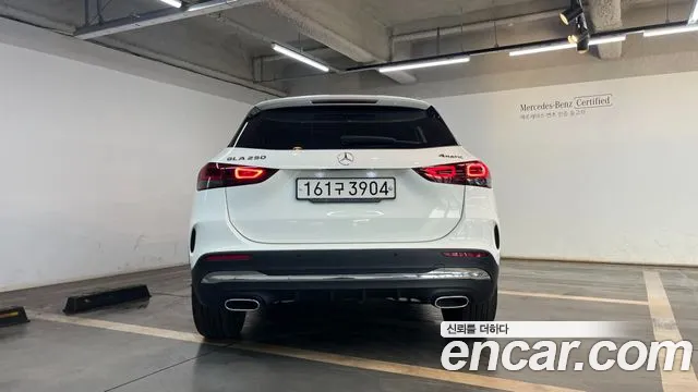 Mercedes-Benz GLA-Class 2022 — фото 4