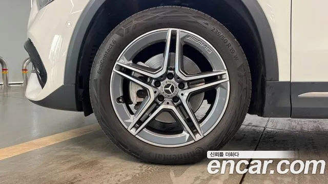 Mercedes-Benz GLA-Class 2022 — фото 5