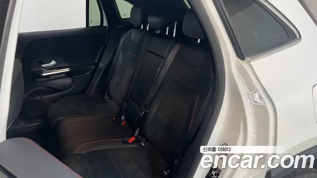 Mercedes-Benz GLA-Class 2022 — фото 13