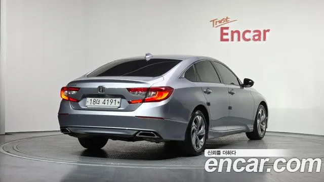 Honda Accord 2019 — фото 2
