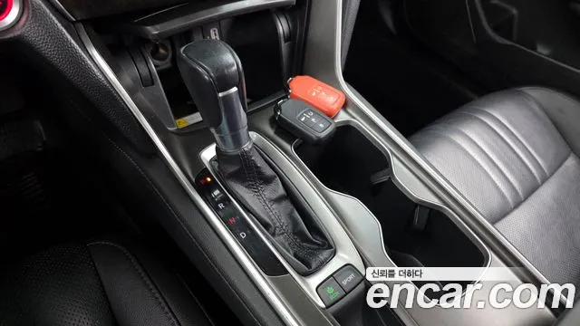 Honda Accord 2019 — фото 9