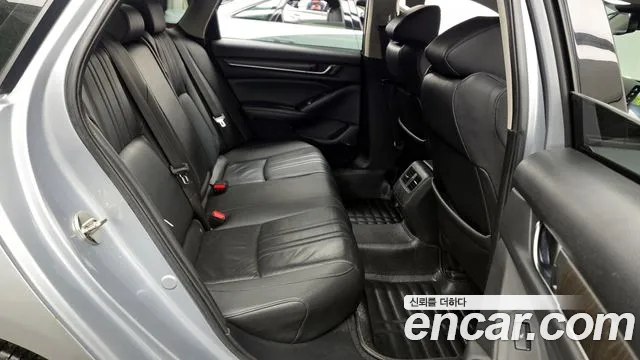Honda Accord 2019 — фото 12
