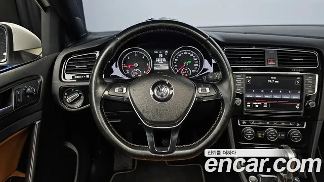 Volkswagen Golf 2015 — фото 16