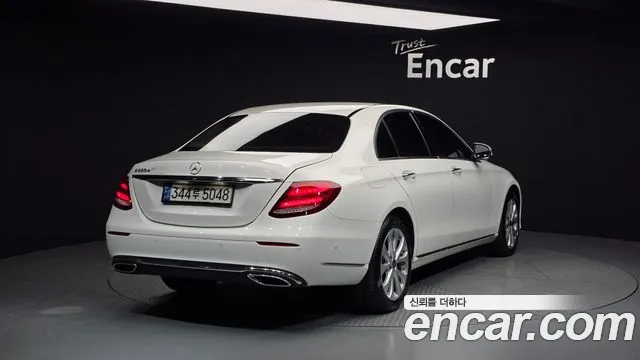 Mercedes-Benz E-Class 2018 — фото 2
