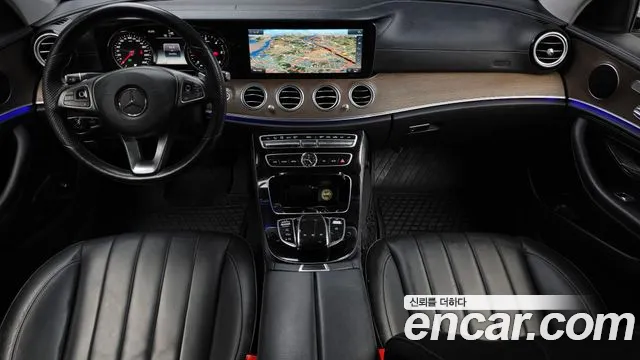 Mercedes-Benz E-Class 2018 — фото 7