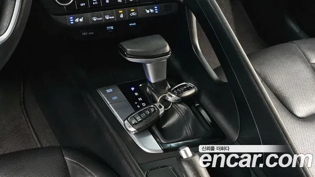 Hyundai AVANTE 2023 — фото 9