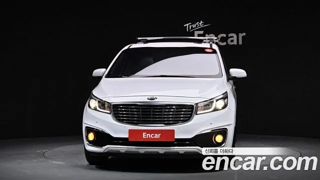 Kia Canival 2016 — фото 3