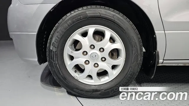 Hyundai Starex 2015 — фото 5