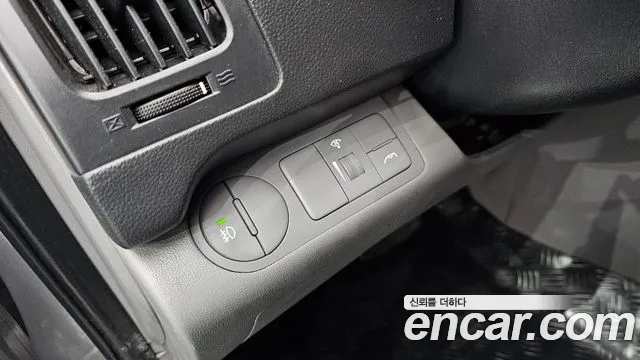 Hyundai Starex 2015 — фото 12