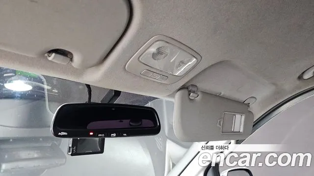 Hyundai Starex 2015 — фото 14