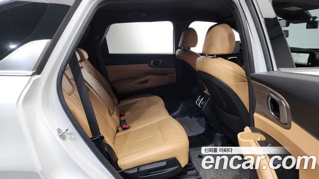 Kia Sorento 2023 — фото 12