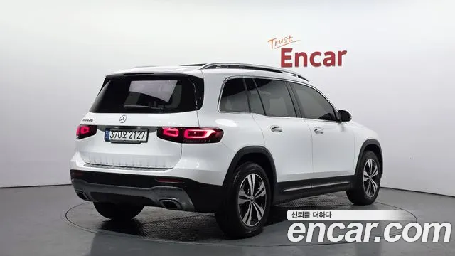 Mercedes-Benz GLB-Class 2021 — фото 2