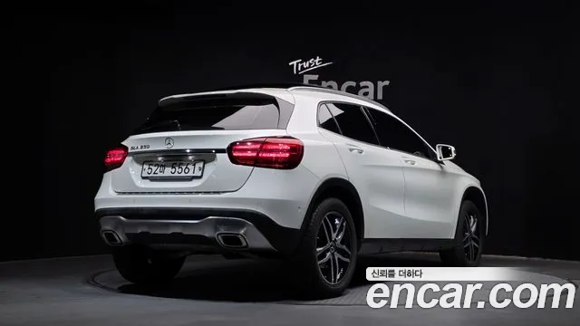 Mercedes-Benz GLA-Class 2018 — фото 2