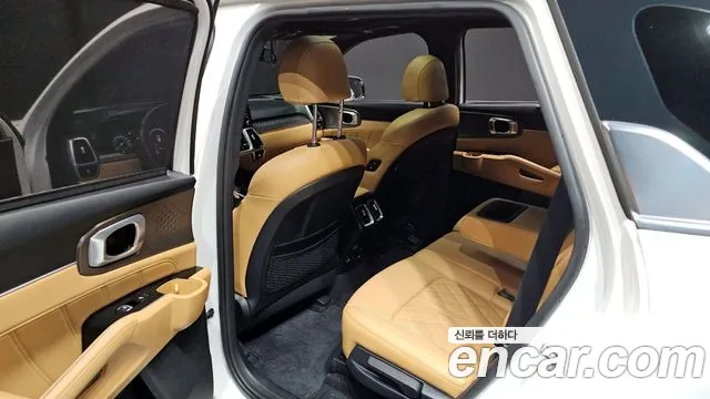 Kia Sorento 2021 — фото 11