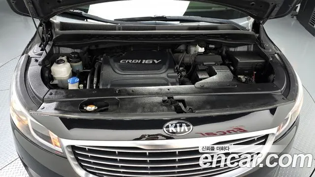 Kia Canival 2017 — фото 6