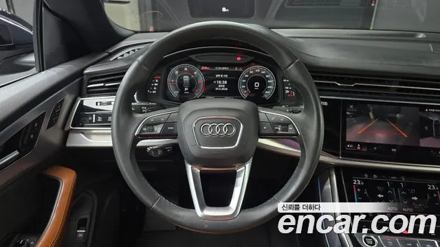 Audi Q8 2021 — фото 13