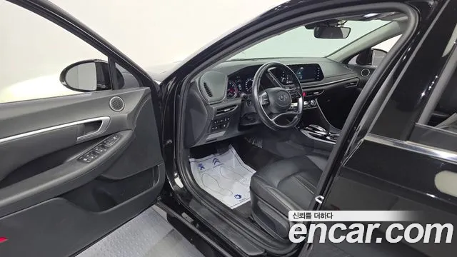 Hyundai Sonata 2022 — фото 10