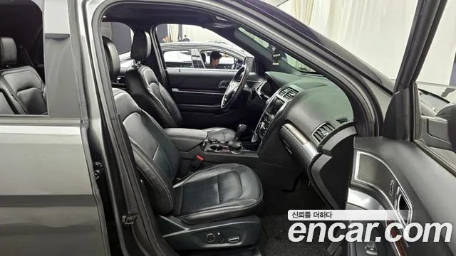 Ford Explorer 2018 — фото 11
