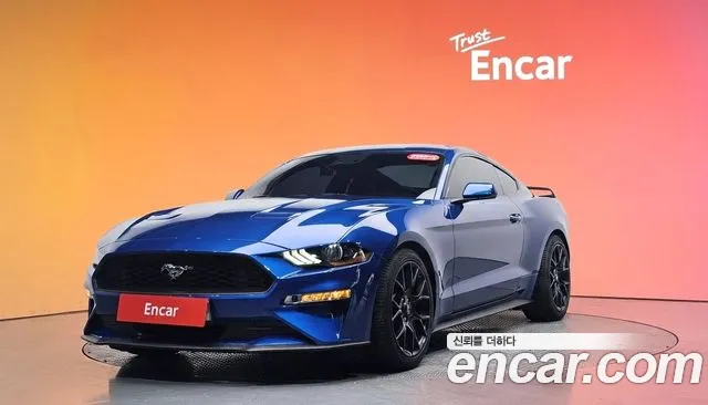 Ford Mustang 2018 — фото 20