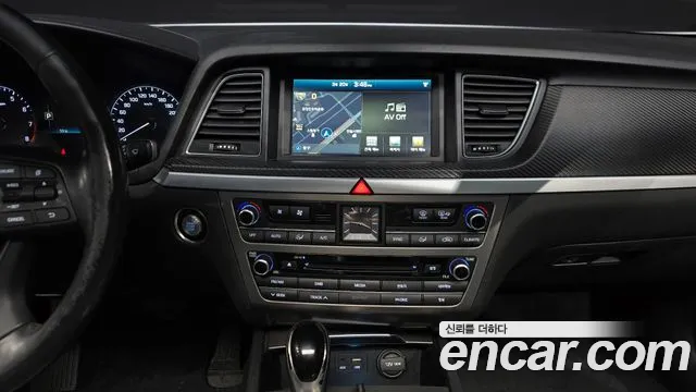 Hyundai Genesis 2015 — фото 15