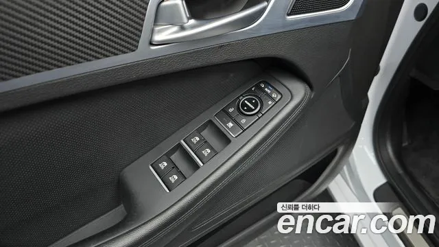 Hyundai Genesis 2015 — фото 17