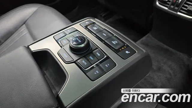 Hyundai Genesis 2015 — фото 18