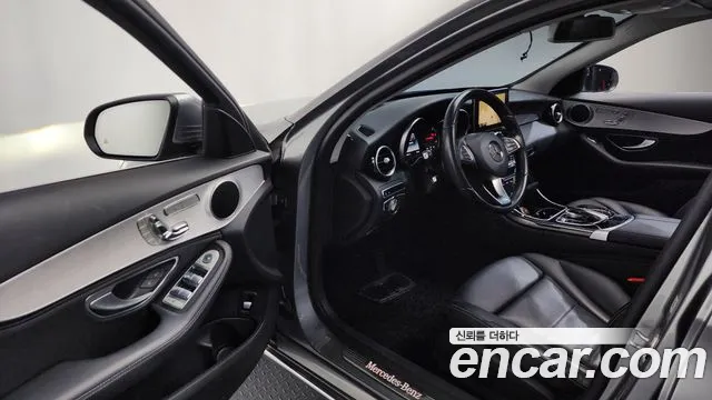 Mercedes-Benz C-Class 2015 — фото 10