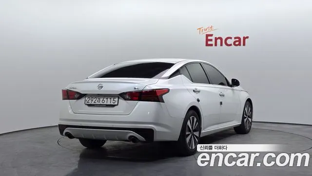 Nissan Altima 2019 — фото 2
