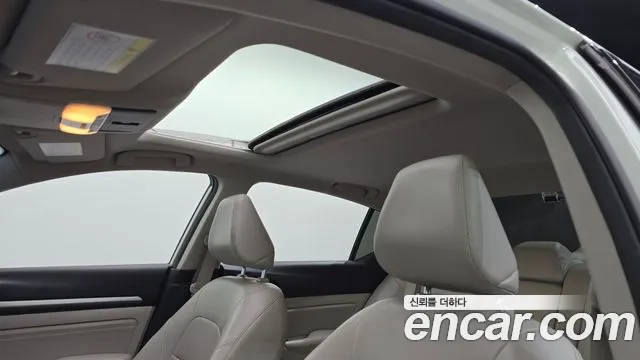 Nissan Altima 2019 — фото 19