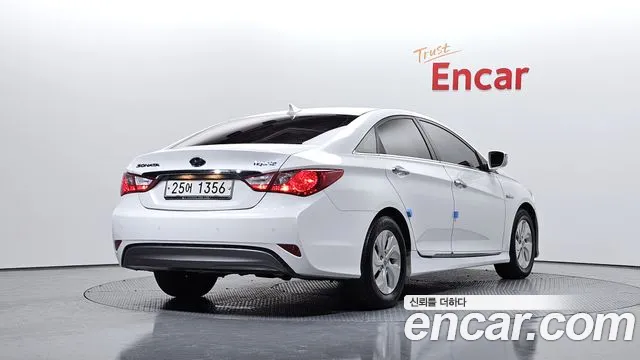 Hyundai Sonata 2014 — фото 2